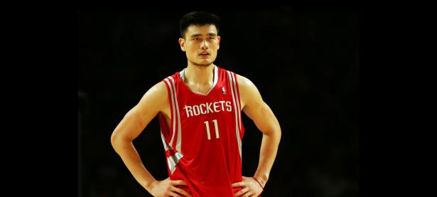LOL-卡马文加午夜爆发，塞维利亚鏖战几内亚，一场跨越版图的热血独白