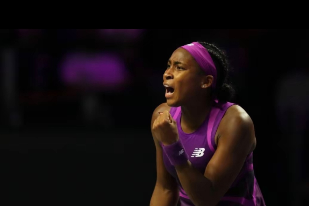 包含澳大利亚前锋在比赛中打出了生涩表现的词条