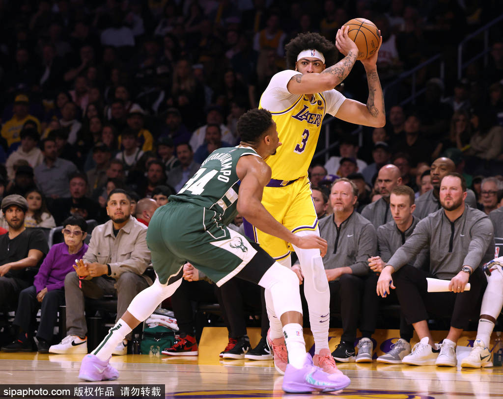 泰勒英国篮球先锋砍分豪取胜利的简单介绍