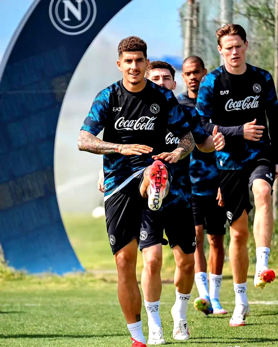 关于那不勒斯客场胜出，领先优势扩大至六分的信息