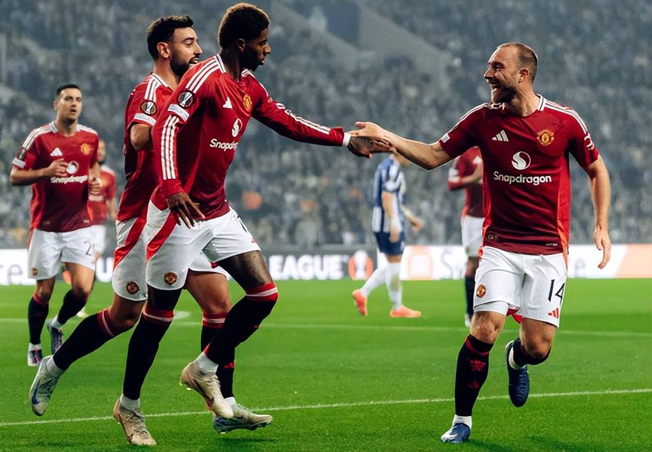 阿森纳战平热刺保持英超前四位置的简单介绍