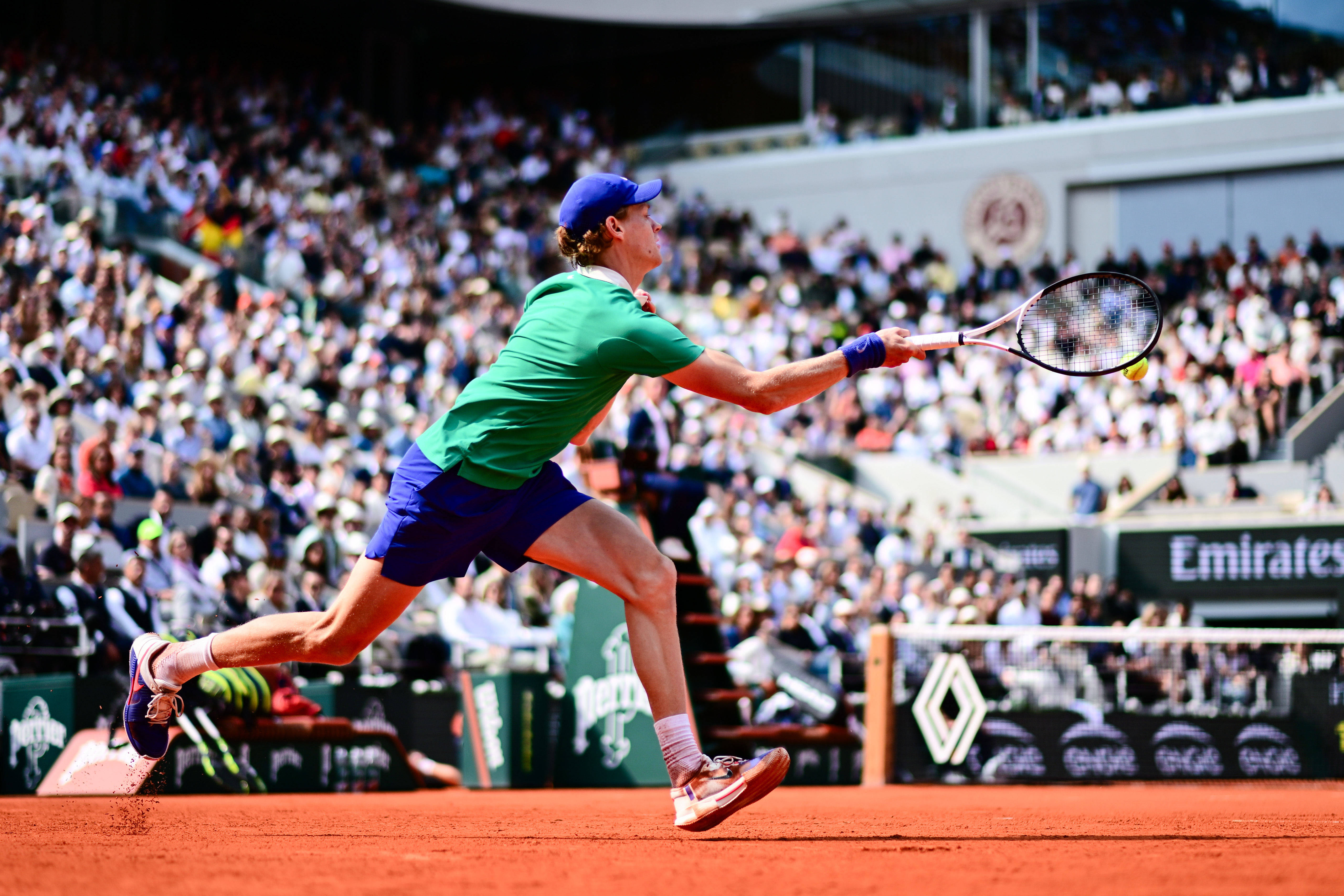 关于美国网球队翻盘英国网球队，阿尔卡拉斯绝境逆转的信息