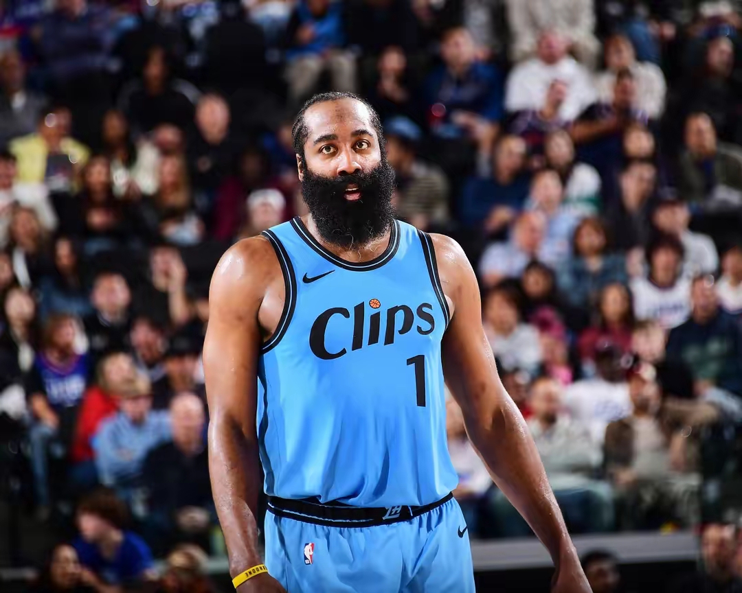 墨西哥男篮力克独行侠，哈登打破历史纪录的简单介绍