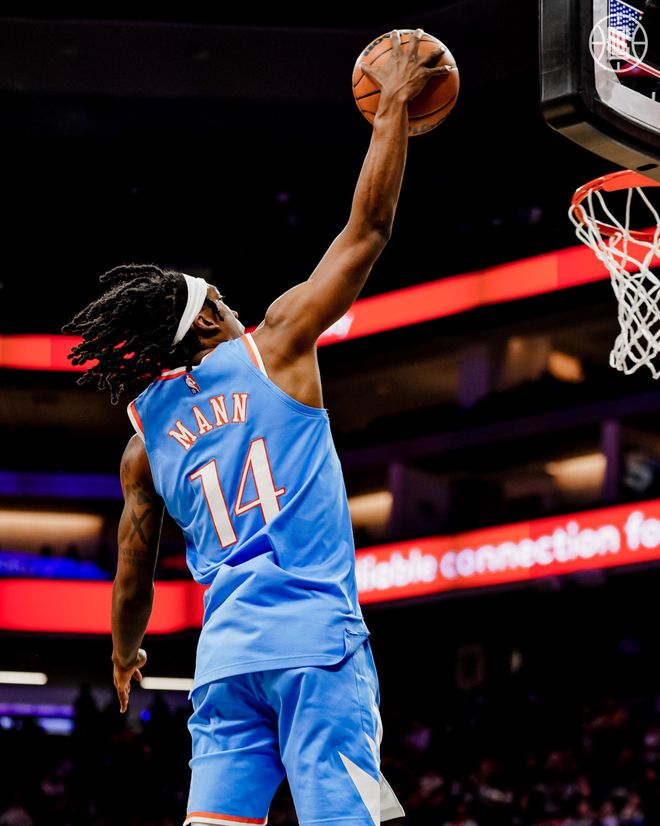 国王力克广州队，乔治刷新纪录