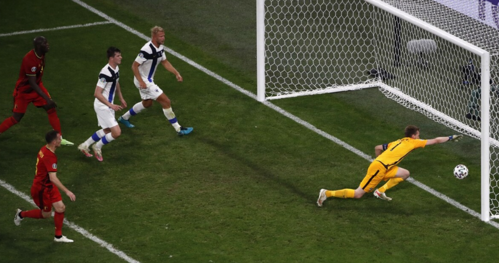 丹麦险胜奥地利,本泽马关键制胜 丹麦险胜奥地利,本泽马关键制胜