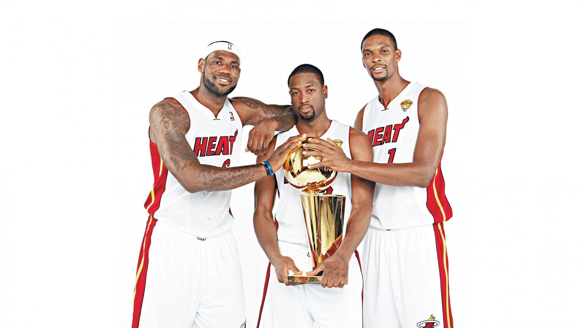 当乌克兰制霸美国遇上罗德里戈接管NBA季后赛,一场跨越现实的隐喻狂欢