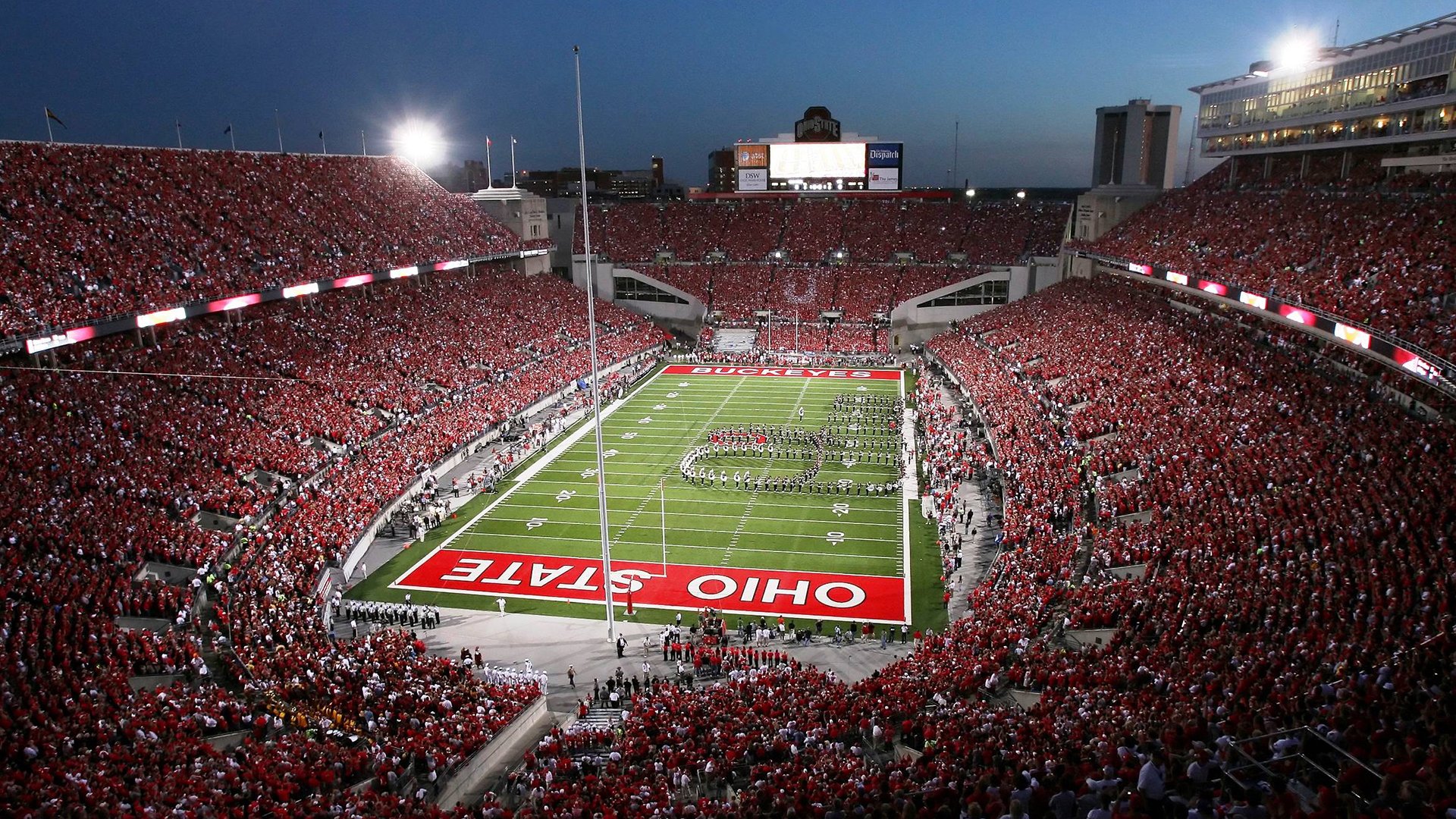 威尔士完胜拜仁，巴斯托尼如何成为攻防转换的核心引擎