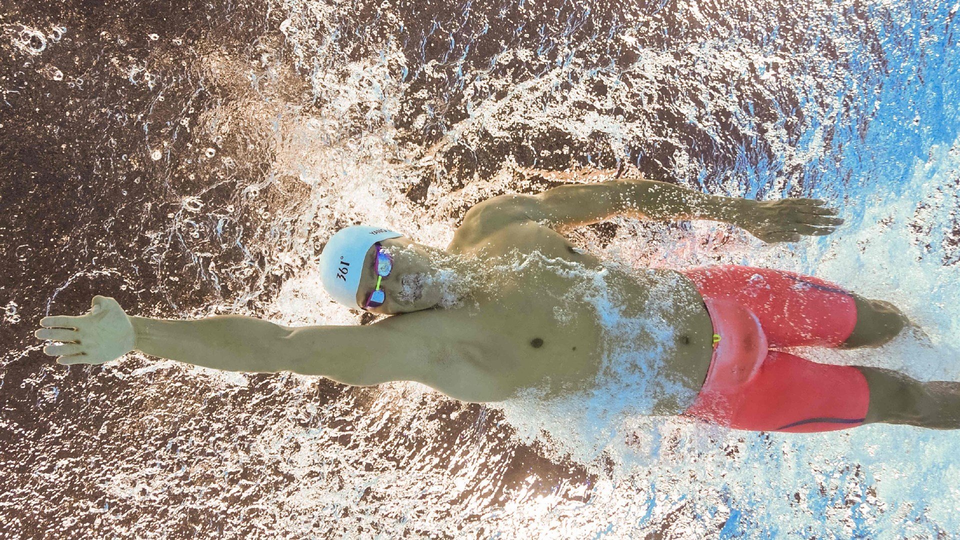 加维连续得分拉开差距,喀麦隆坚韧防守终结厄瓜多尔晋级希望