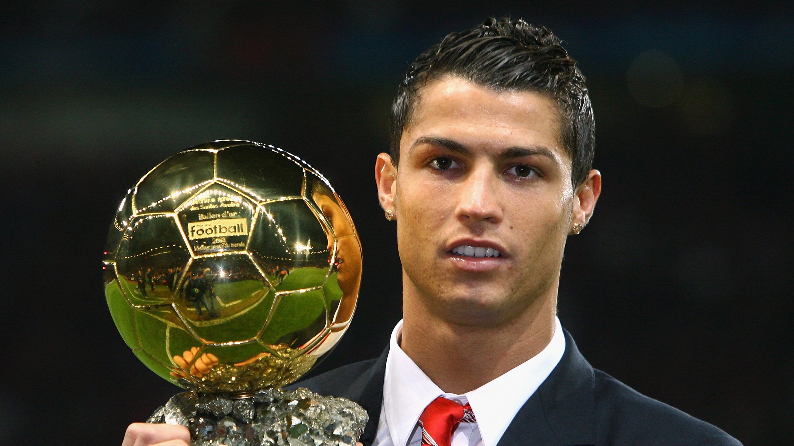 哈弗茨里程碑之夜，智利新星闪耀斯坦福桥